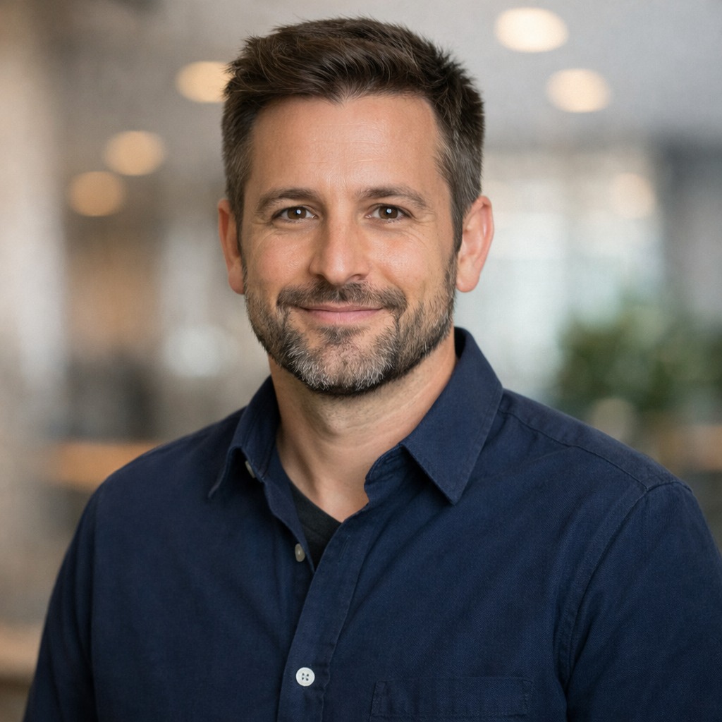 Leo Vance, CRM Manager at Daydream Nation Tech Labs